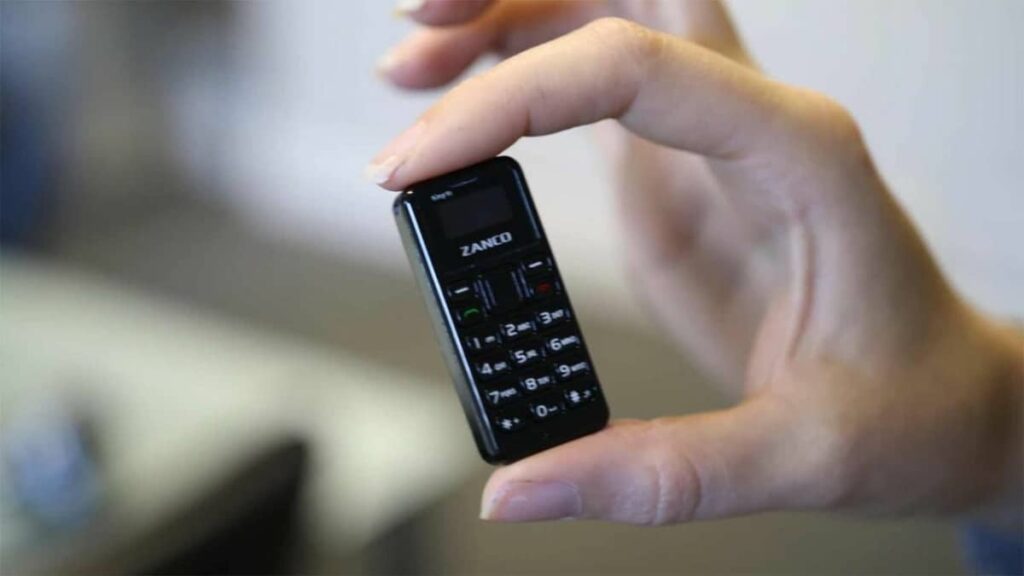 Operation “Prison Break”: The authorities seized 164 phones, including 88 miniatures.